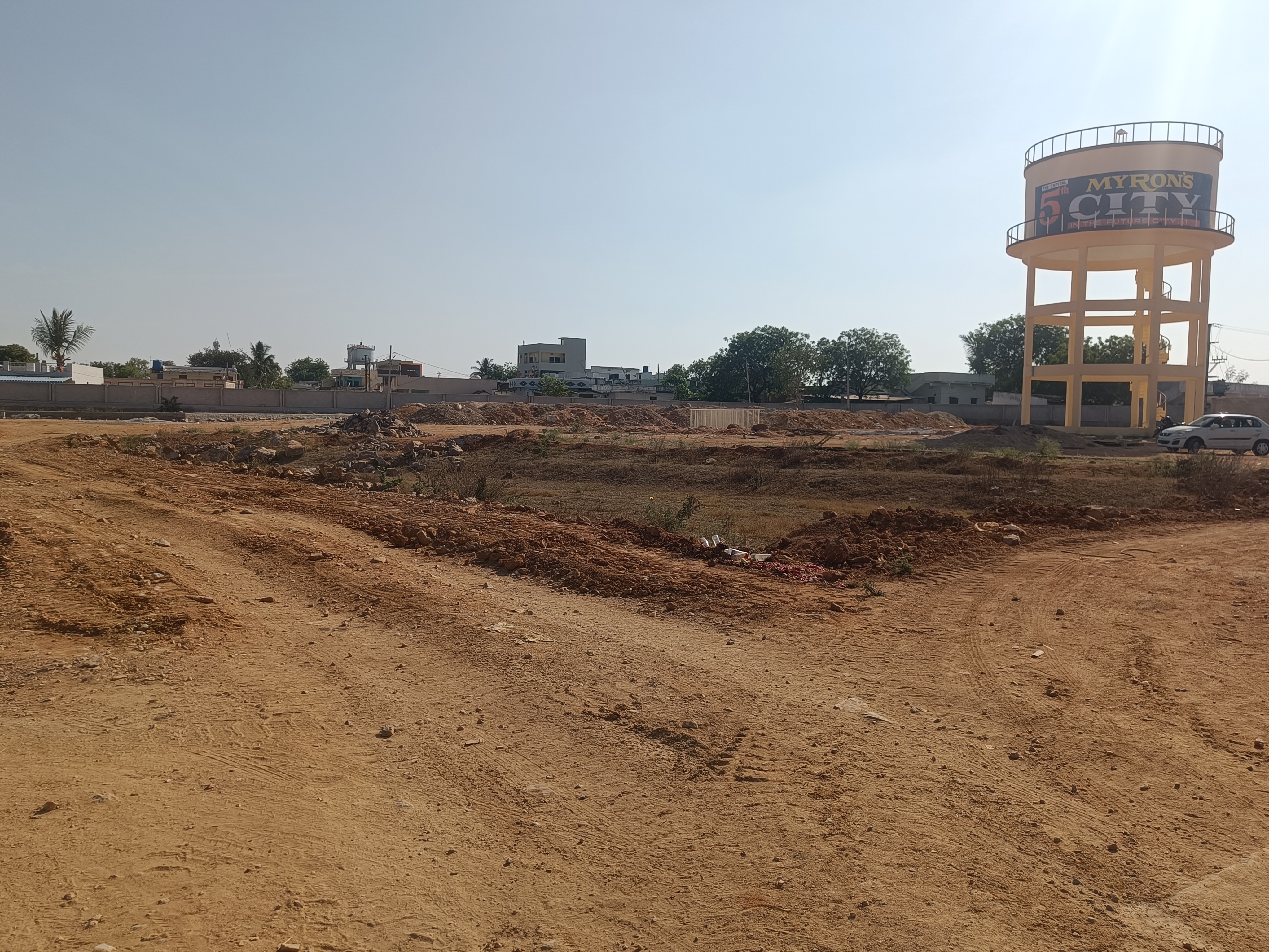 Plot For Sale in The 5th Capital City' 