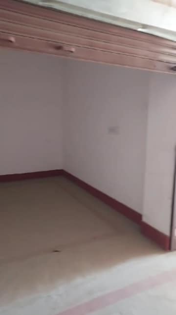 Commercial Shop 350 Sq.Ft. For Rent in Atladara Vadodara  8307352