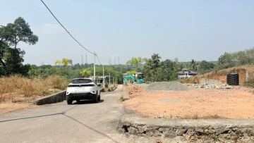 Parking in  Plot at Tripunithura – for Sale