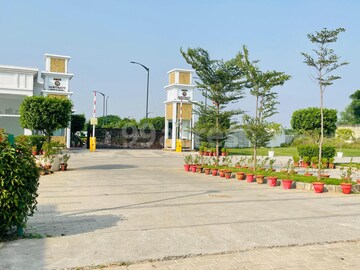 Plot – Exterior View View at BPTP District, Sector 81 - for Sale