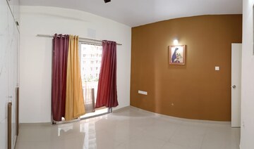 Bedroom in 3 BHK Apartment at Indiabulls Greens, New Panvel – for Rent