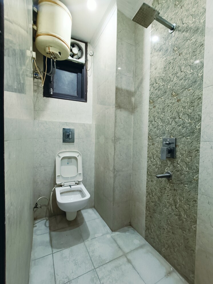 Bathroom, khirki extension 2 Bedroom 750 Sq.Ft. Builder Floor In Khirki Extension Delhi 8308367
