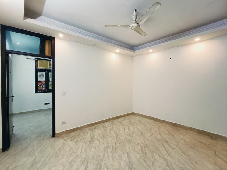Room, khirki extension 2 Bedroom 750 Sq.Ft. Builder Floor In Khirki Extension Delhi 8308367