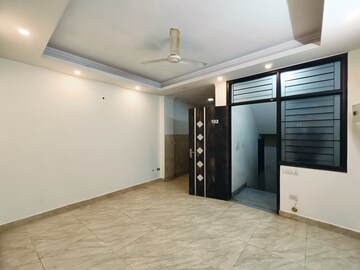 Room in 2 BHK Builder Floor at Khirki Extension – for Sale
