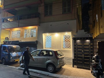 Parking in  Office Space at Sealdah – for Rent