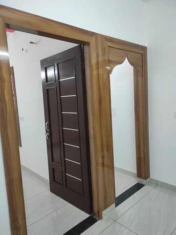 Furnished Amenities in 3 BHK Independent House at Ladwa Road – for Sale
