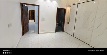 Room in 2 BHK Builder Floor at Khirki Extension – for Sale