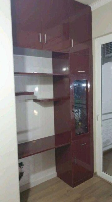 Furnished Amenities in 2.5 BHK Builder Floor at Central Park 3 Flower Valley, Sohna Sector 33 – for Rent