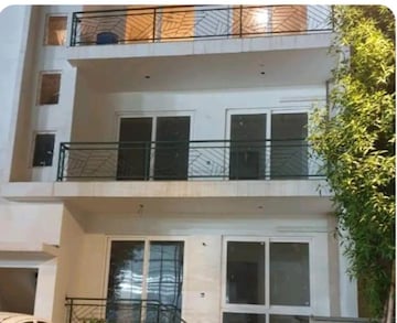 2.5 BHK Builder Floor – Exterior View View at Central Park 3 Flower Valley, Sohna Sector 33 - for Rent