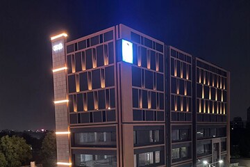  Office Space – Exterior View View at Sola - for Rent