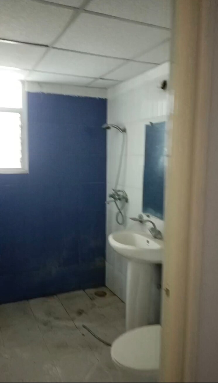 Bathroom, value-meadows-vista 3 Bedroom 1340 Sq.Ft. Apartment In Raj Nagar Extension Ghaziabad 8308432
