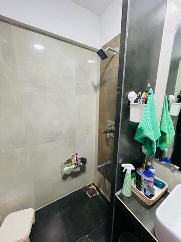Furnished Amenities in 2.5 BHK Apartment at Hubtown Hill Crest, Andheri East – for Rent