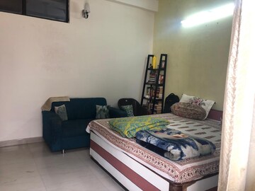 Bedroom in 3 BHK Builder Floor at Sector 43 – for Sale