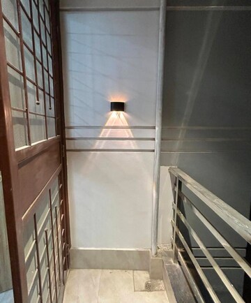 Balcony in 2 BHK Builder Floor at Saket – for Rent