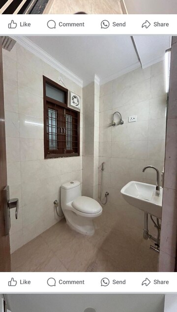 Bathroom in 2 BHK Builder Floor at Saket – for Rent