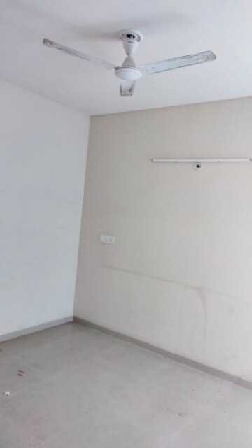 Room in 1 BHK Apartment at Adani Aangan, Sector 89a – for Rent