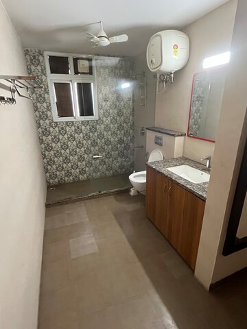 Bathroom in 3 BHK Builder Floor at Eros Rosewood Villas, Sector 50 – for Rent