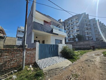  Independent House – Exterior View View at JakhaN-Rajpur Road - for Rent