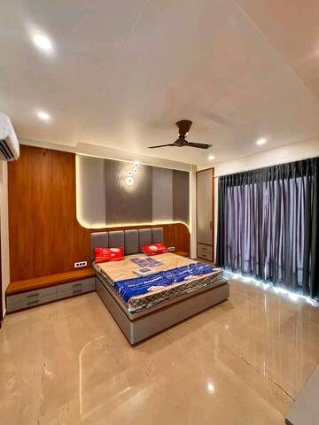 Bedroom in 3 BHK Builder Floor at Saket – for Rent