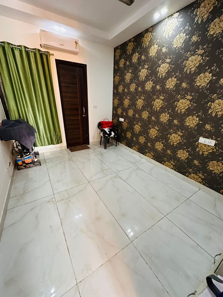 Balcony, dhakoli village 3 Bedroom 1000 Sq.Ft. Builder Floor In Dhakoli Village Zirakpur 8308653