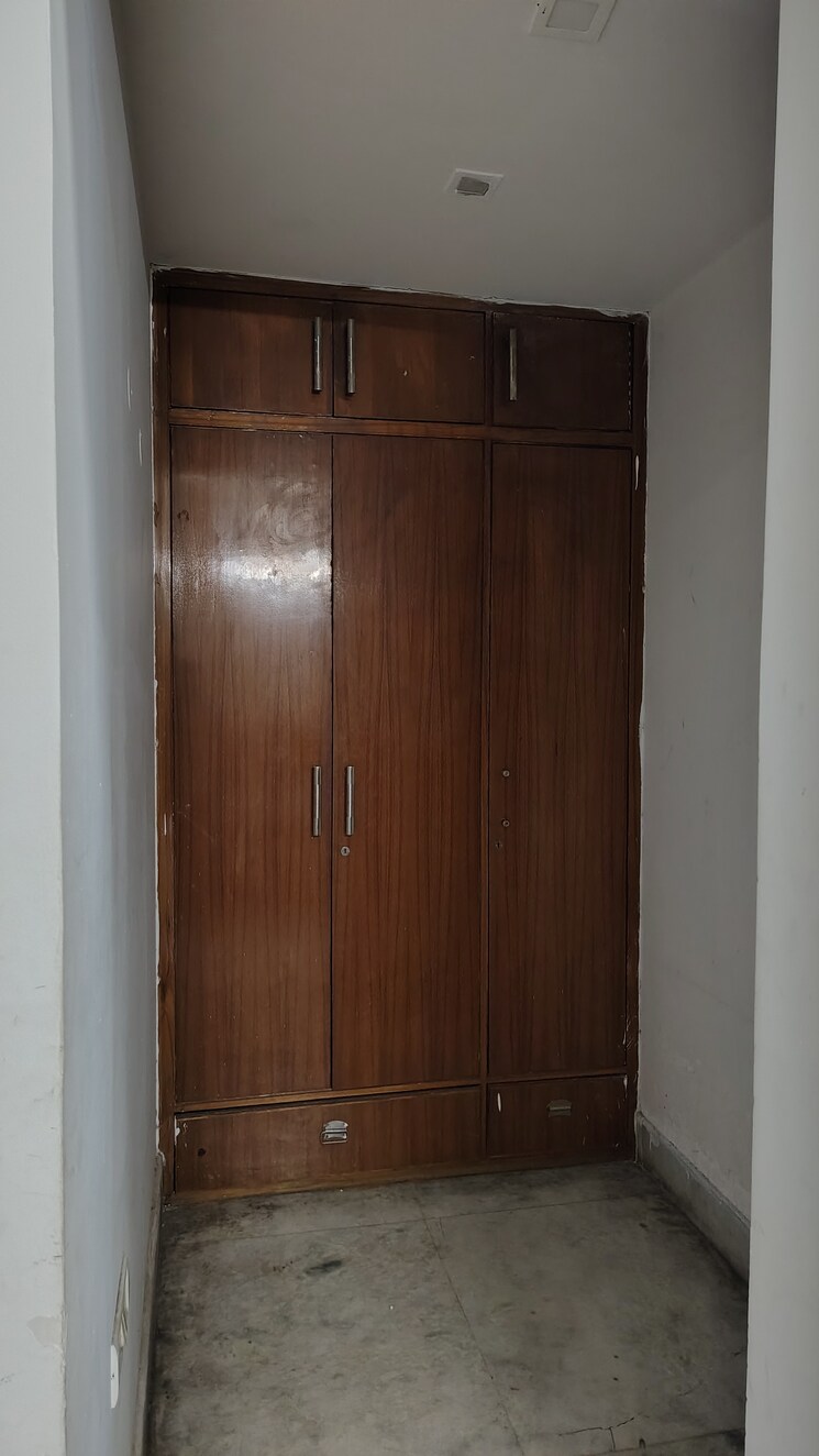 undefined, sector 122 3 Bedroom 1850 Sq.Ft. Builder Floor In Sector 122 Noida 8308777