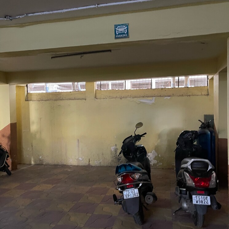  Parking, west marredpally 2 Bedroom 870 Sq.Ft. Apartment In West Marredpally Hyderabad 8308775