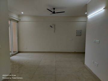 Room in 3 BHK Apartment at Affinity Greens, International Airport Road – for Rent