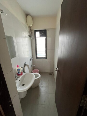 Bathroom in 1.5 BHK Apartment at Lodha Casa Ultima, Chirak Nagar – for Rent