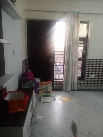 Living Room in 2 BHK Builder Floor at Green Fields Colony – for Rent