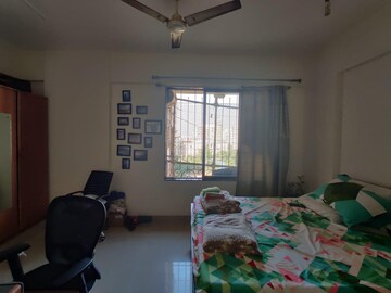 Bedroom in 2 BHK Apartment at Lake Pleasant, Powai – for Rent
