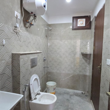 Bathroom in 2 BHK Builder Floor at Sector 2 – for Rent