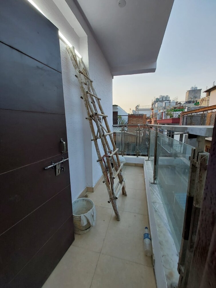 Balcony, panchsheel vihar 2 Bedroom 800 Sq.Ft. Builder Floor In Panchsheel Vihar Delhi 8309001