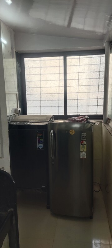 Furnished Amenities in 1 RK Apartment at God Gifts Building, Lower Parel – for Rent
