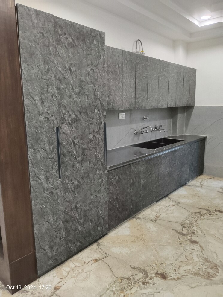 Kitchen, green fields colony 3 Bedroom 225 Sq.Yd. Builder Floor In Green Fields Colony Faridabad 8309026