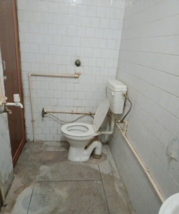 Bathroom in 2 BHK Independent House at Aliganj – for Rent