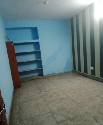 Room in 2 BHK Independent House at Aliganj – for Rent