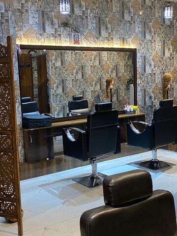Plot Area in  Co-working Space at Gomti Nagar – for Rent
