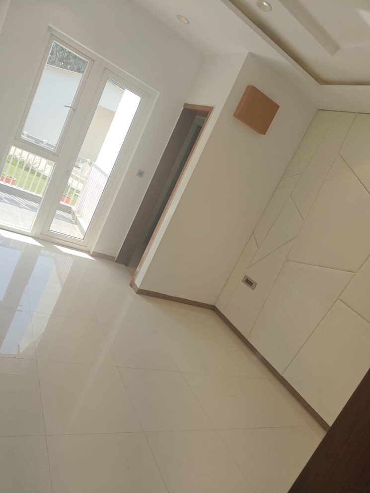 Kitchen, pareena-coban-residences 3 Bedroom 1997 Sq.Ft. Apartment In Sector 99a Gurgaon 8309152