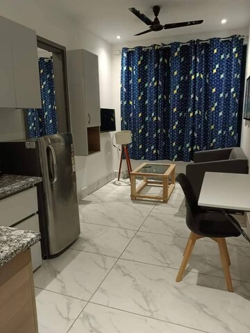 Living Room in 1.5 BHK Builder Floor at Sector 31 – for Rent