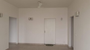 Room in 3.5 BHK Apartment at Ireo The Corridors, Sector 67a – for Sale