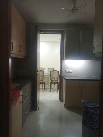 Bathroom in 4 BHK Apartment at Sumer Trinity Towers, Prabhadevi – for Sale
