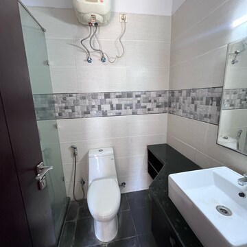 Team Area in 3 BHK Builder Floor at Ansal Sushant Lok I, Sector 43 – for Rent