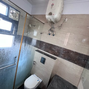 Bathroom in 3 BHK Builder Floor at Ansal Sushant Lok I, Sector 43 – for Rent