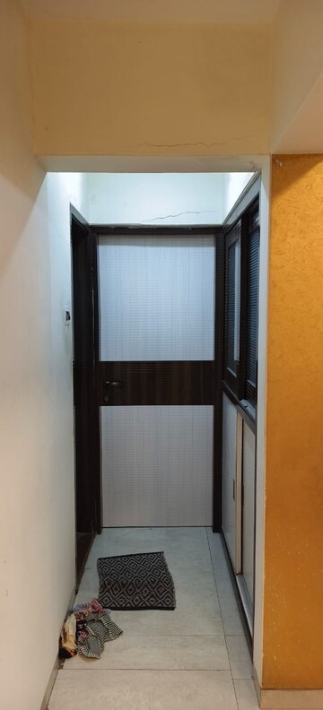 Building Lobby in 3.5 BHK Apartment at Platinum Crescenzo, Seawoods – for Rent