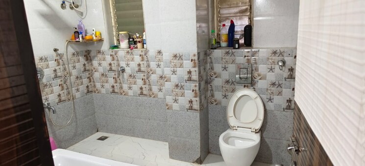 Bathroom, platinum-crescenzo 3.5 Bedroom 2500 Sq.Ft. Apartment In Seawoods Navi Mumbai 8309505