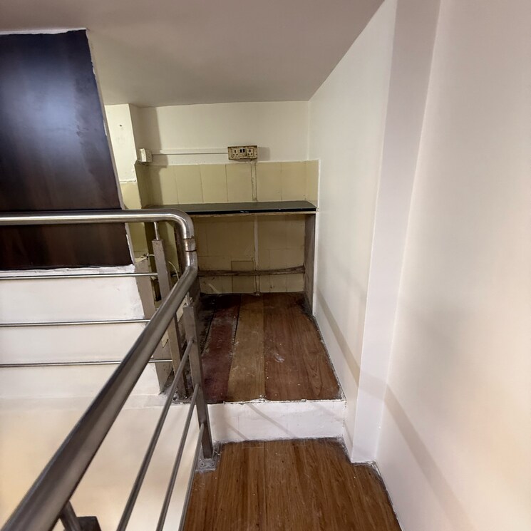 Other, maruti-business-park Commercial Office Space 900 Sq.Ft. In Veera Desai Road Mumbai 8309626