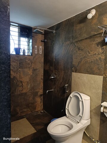 Attached Bathroom in 1 BHK Apartment at Vasant Kunj – for Sale