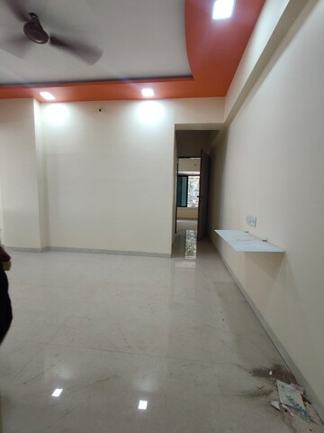 Room in 1 BHK Apartment at Shreyas CHS Borivalli, Borivali West – for Rent