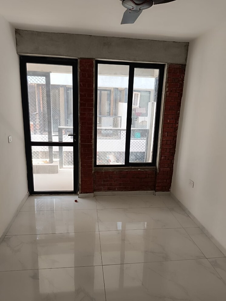 Room, arete-india-our-homes-3 1 Bedroom 390 Sq.Ft. Apartment In Sohna Sector 6 Gurgaon 8309661