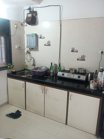 Furnished Amenities in 1 BHK Apartment at Kukreja Sai Deep, Chembur – for Rent